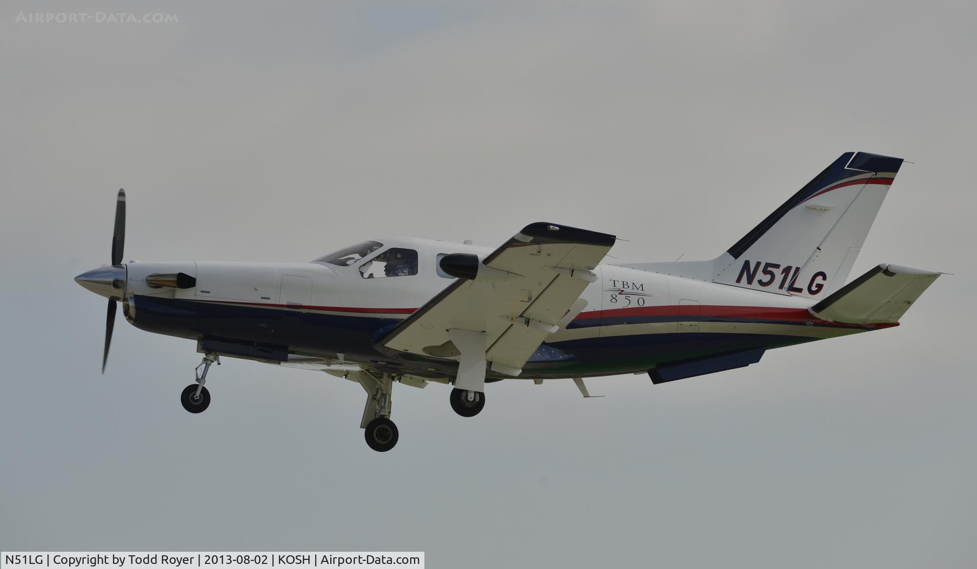 N51LG, 2007 Socata TBM-700 C/N 423, Airventure 2013