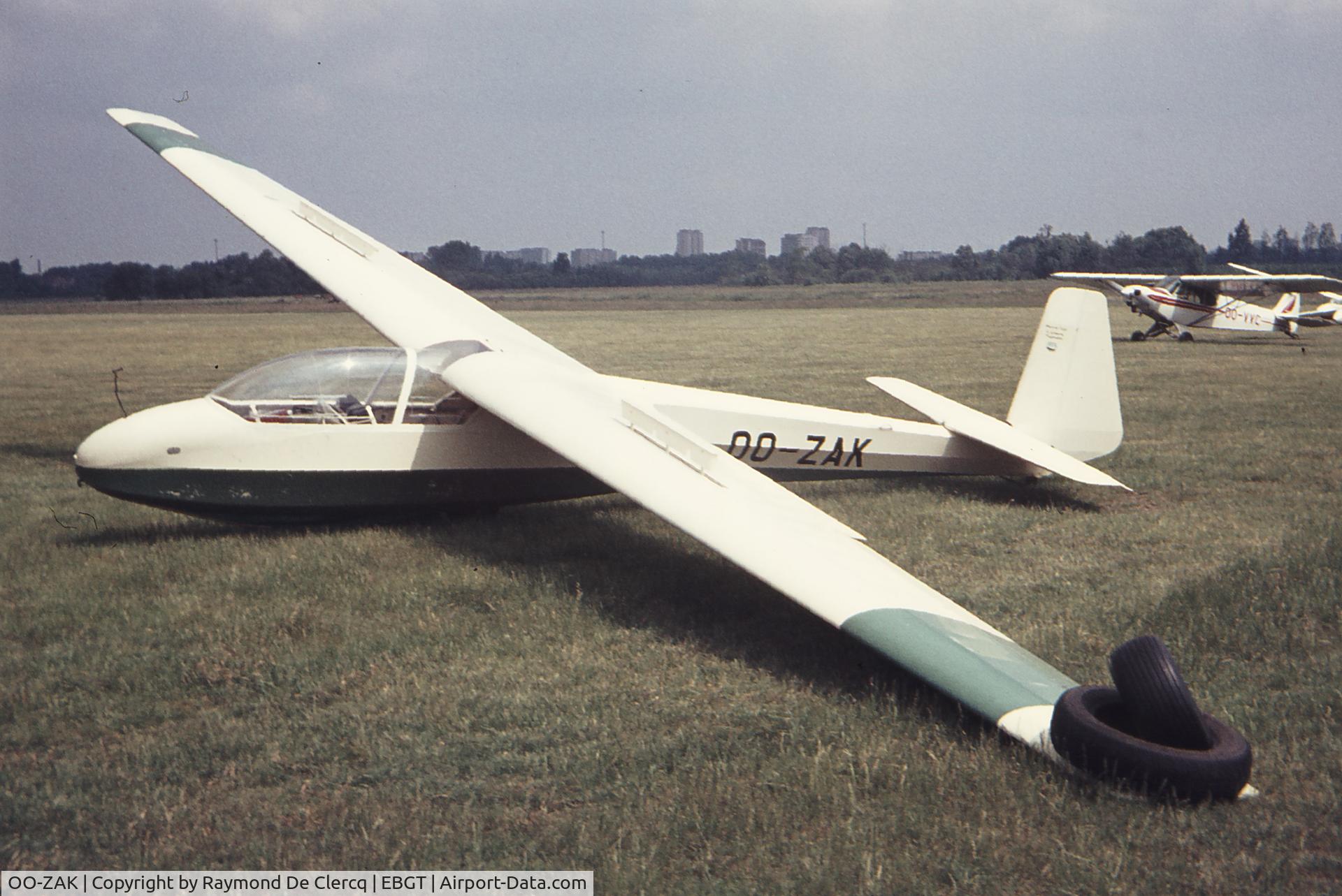 OO-ZAK, 1966 Schleicher Ka-7 Rhonadler C/N 7268, Gent   1971