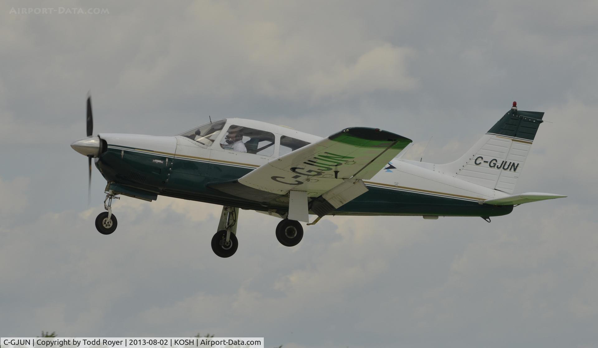 C-GJUN, 1978 Piper PA-28R-201 Cherokee Arrow III C/N 28R-7837275, Airventure 2013