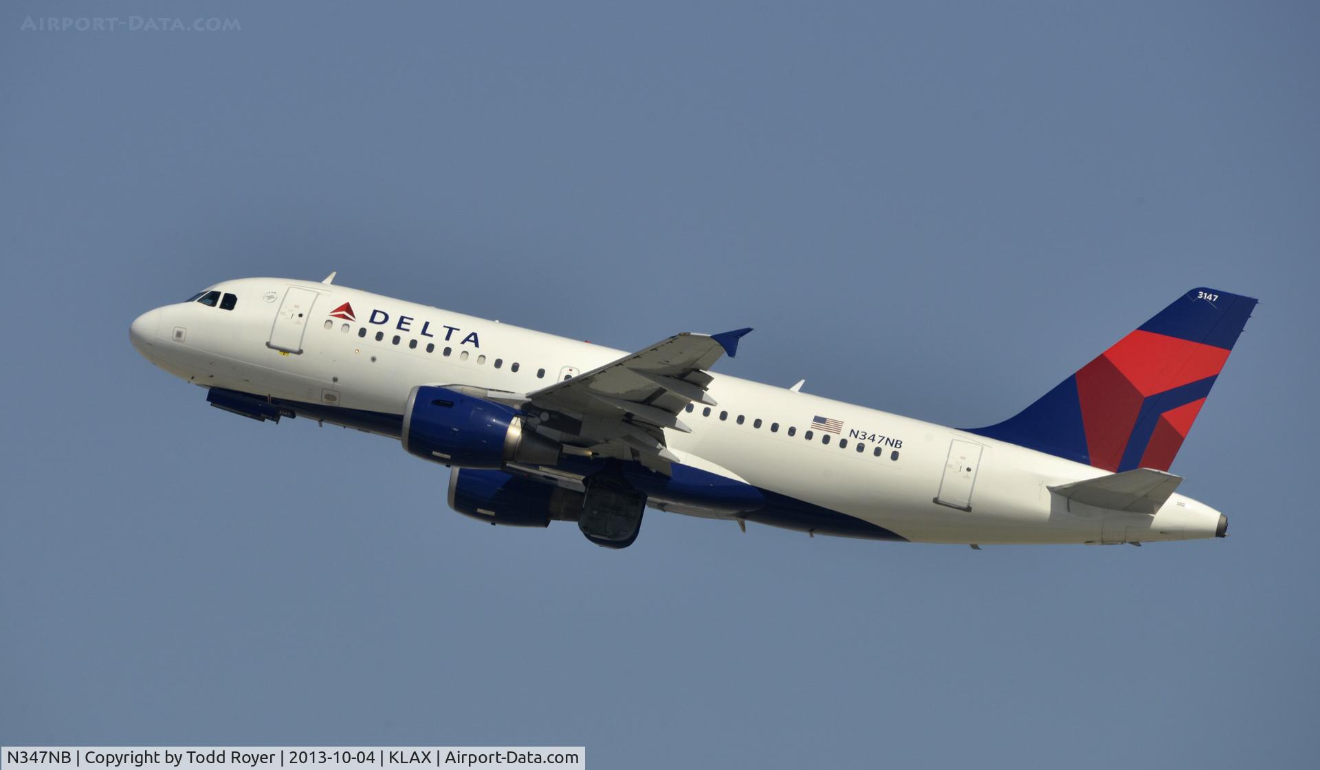 N347NB, 2002 Airbus A319-114 C/N 1800, Departing LAX
