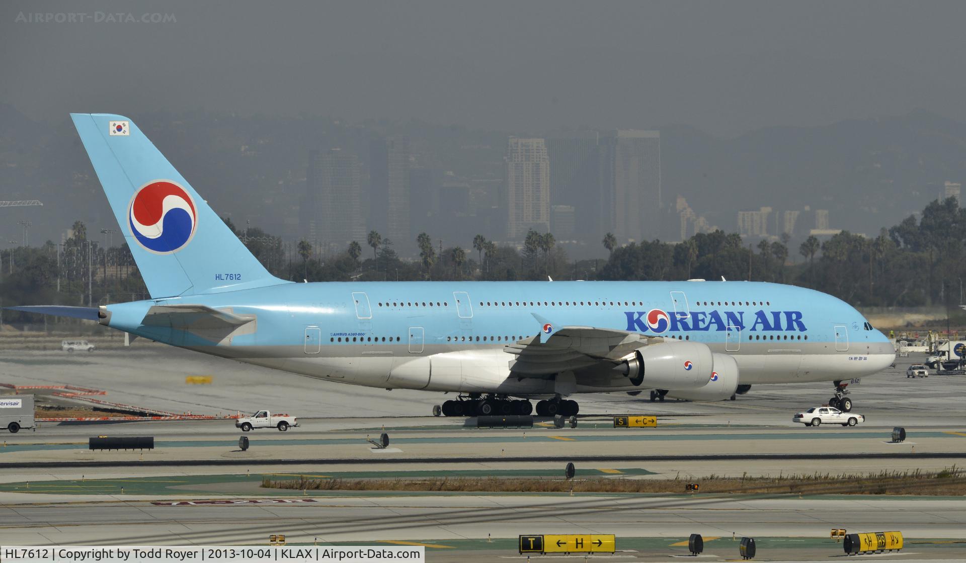 HL7612, 2011 Airbus A380-861 C/N 039, Taxiing to gate at LAX