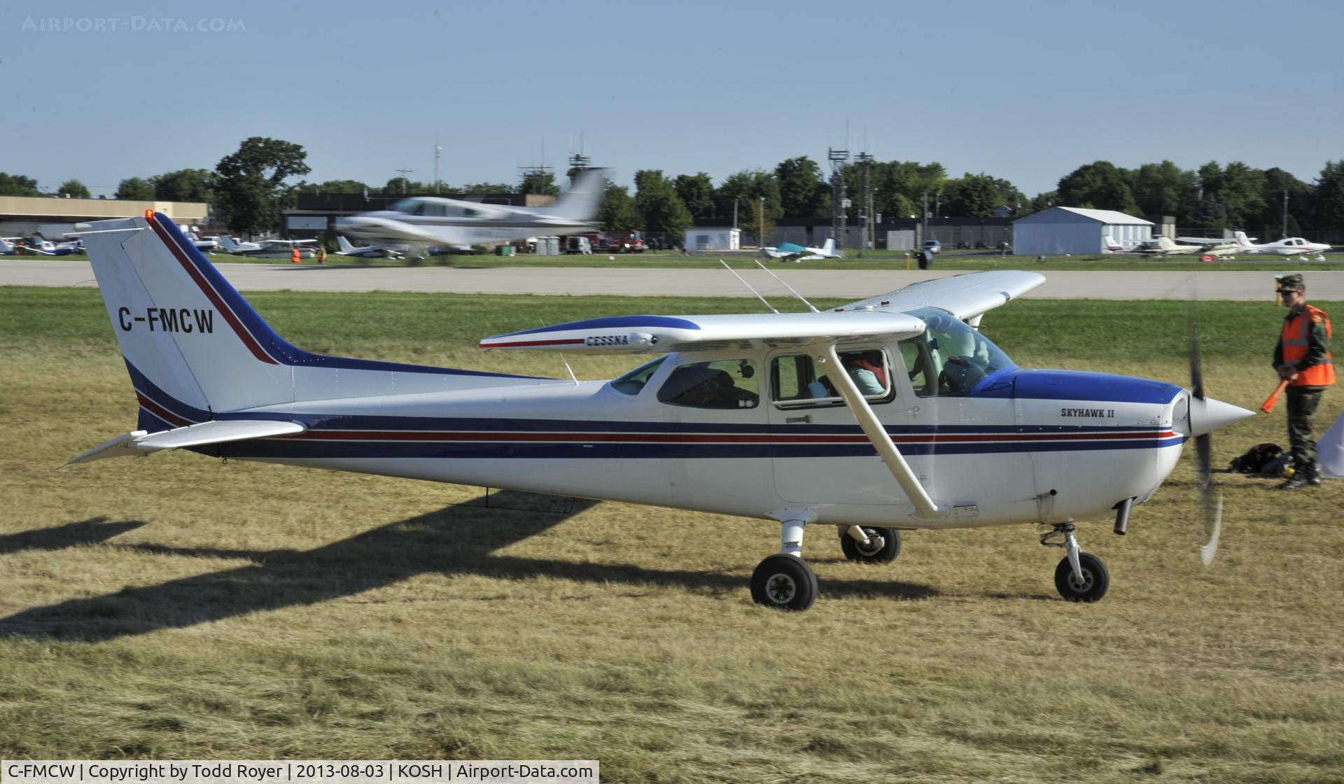 C-FMCW, 1981 Cessna 172P C/N 17275079, Airventure 2013