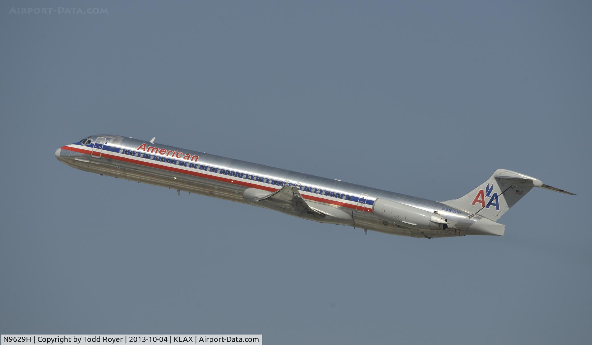 N9629H, 1998 McDonnell Douglas MD-83 (DC-9-83) C/N 53599, Departing LAX