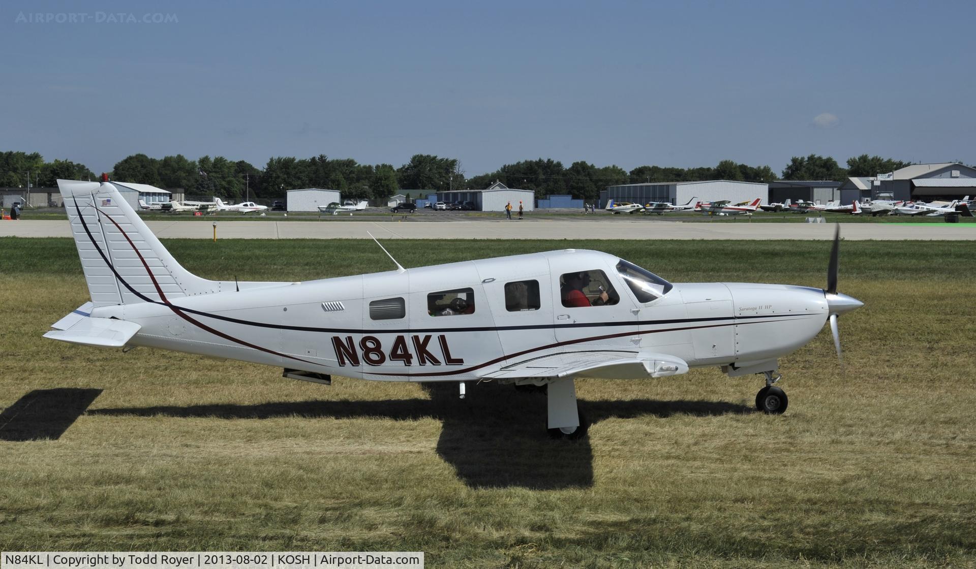 N84KL, 1999 Piper PA-32R-301 Saratoga II HP C/N 3246128, Airventure 2013