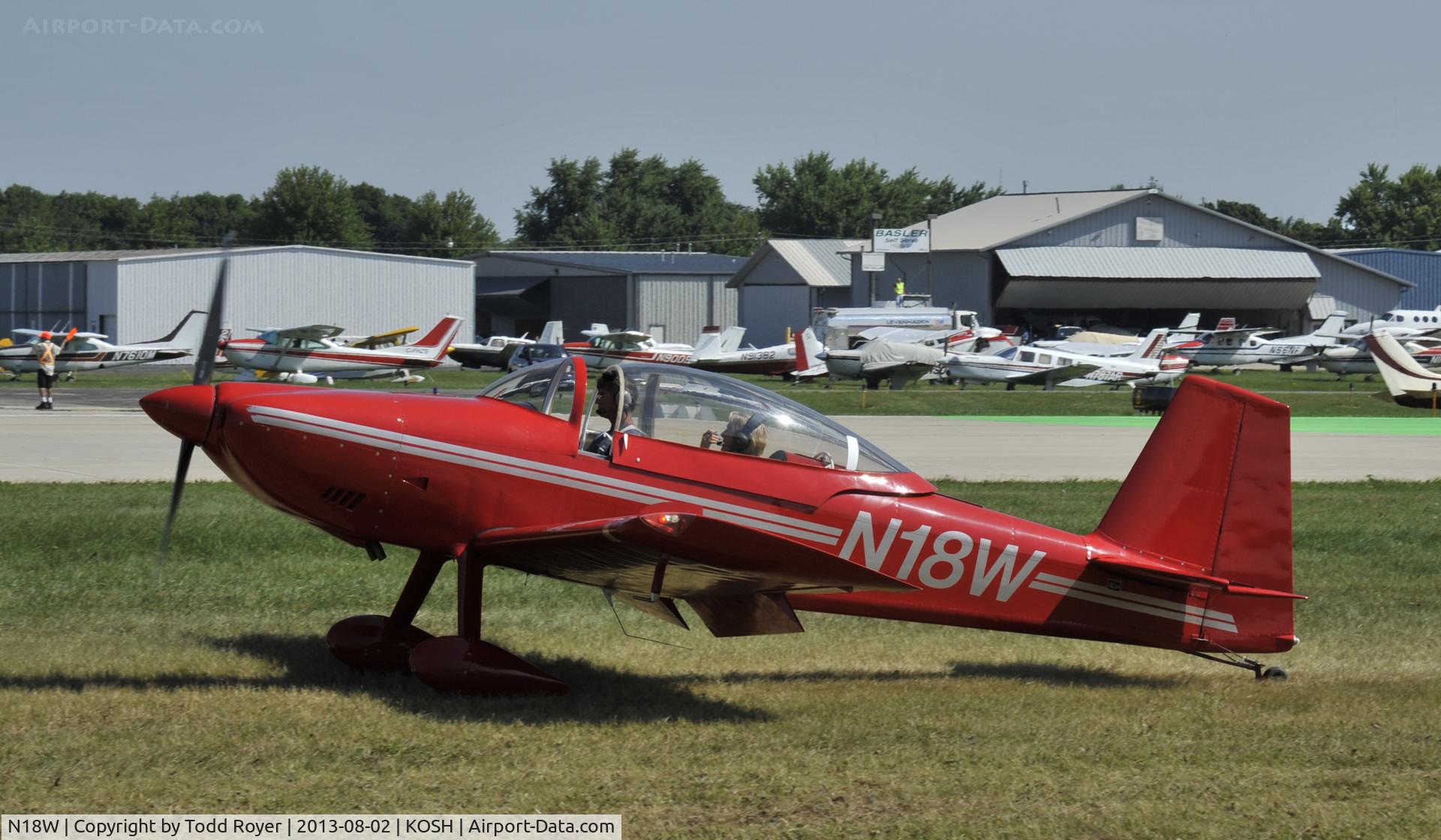 N18W, 2000 Vans RV-8 C/N 80817, Airventure 2013