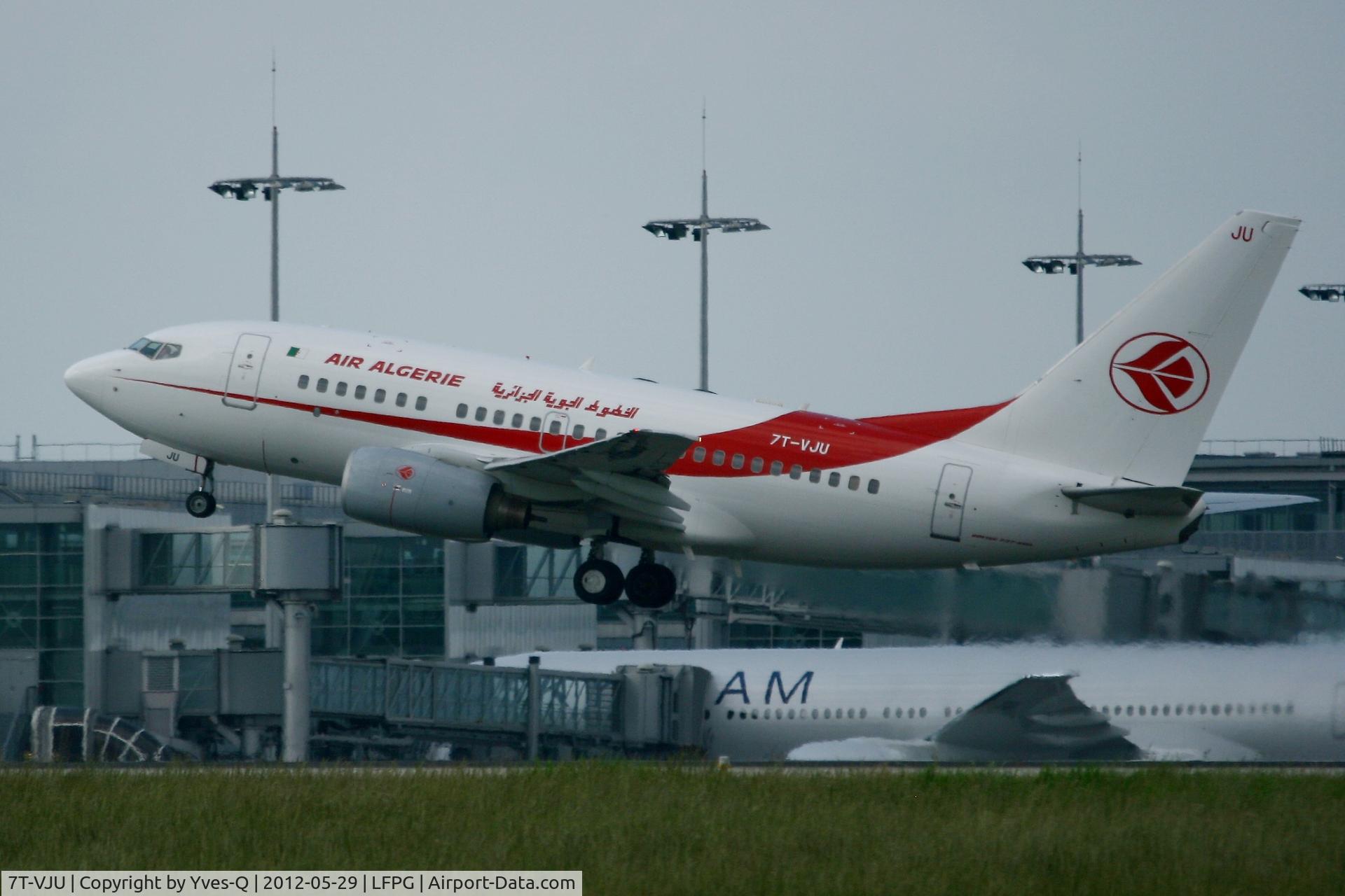 7T-VJU, 2002 Boeing 737-6D6 C/N 30211, Boeing 737-6D6, Take-off Rwy 26R, Roissy Charles De Gaulle Airport (LFPG-CDG