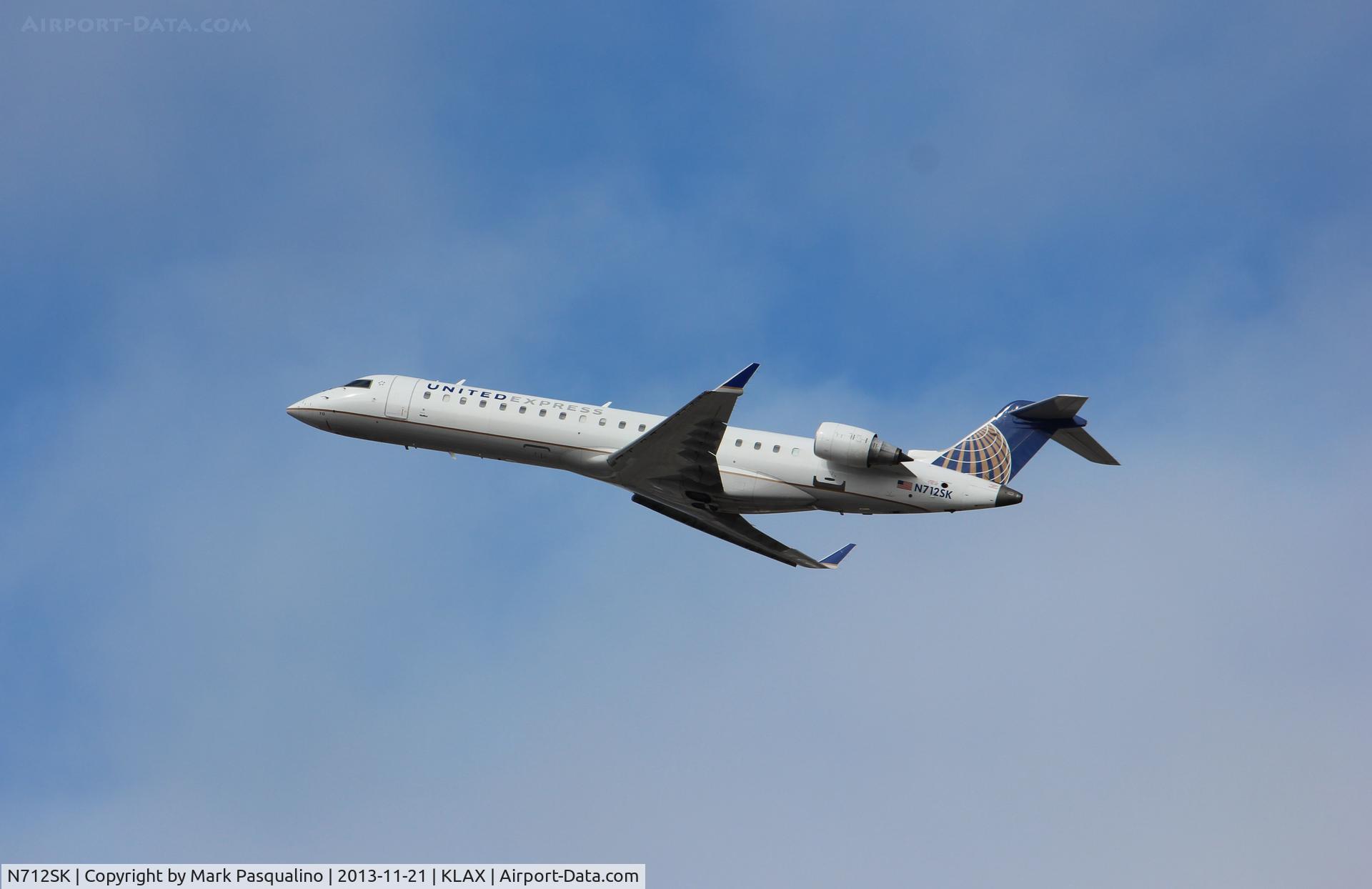 N712SK, 2004 Bombardier CRJ-700 (CL-600-2C10) Regional Jet C/N 10172, CL-600-2C10