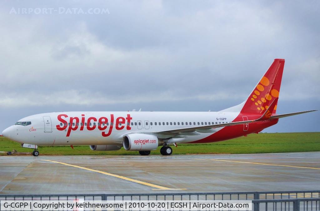 G-CGPP, 2005 Boeing 737-86J C/N 29641, Leaving for Lasham, following re spray to SpiceJet colour scheme !