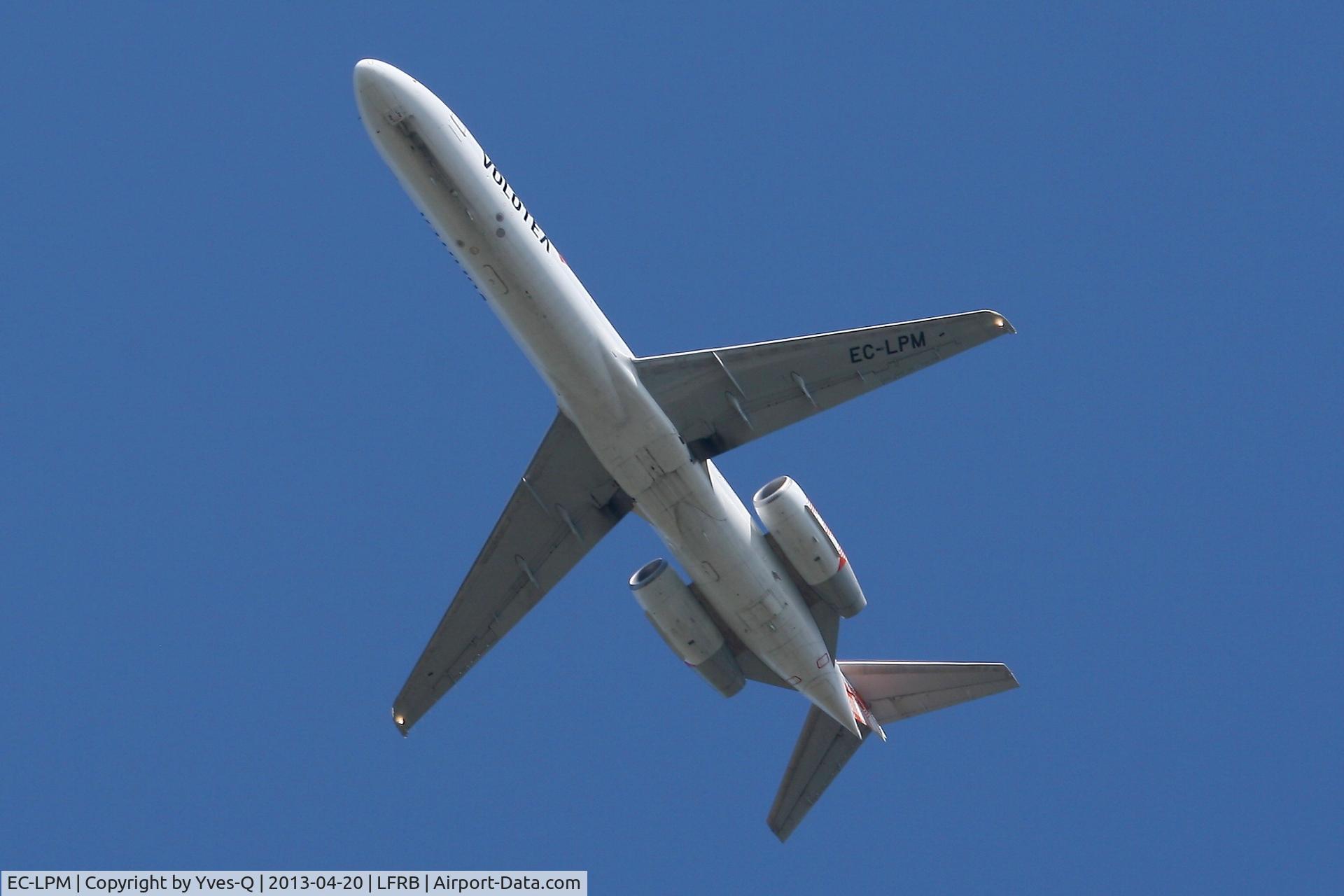 EC-LPM, 2005 Boeing 717-2BL C/N 55185, Volotea Boeing 717-2BL, flight over Brest-Bretagne Airport (LFRB-BES) before landing