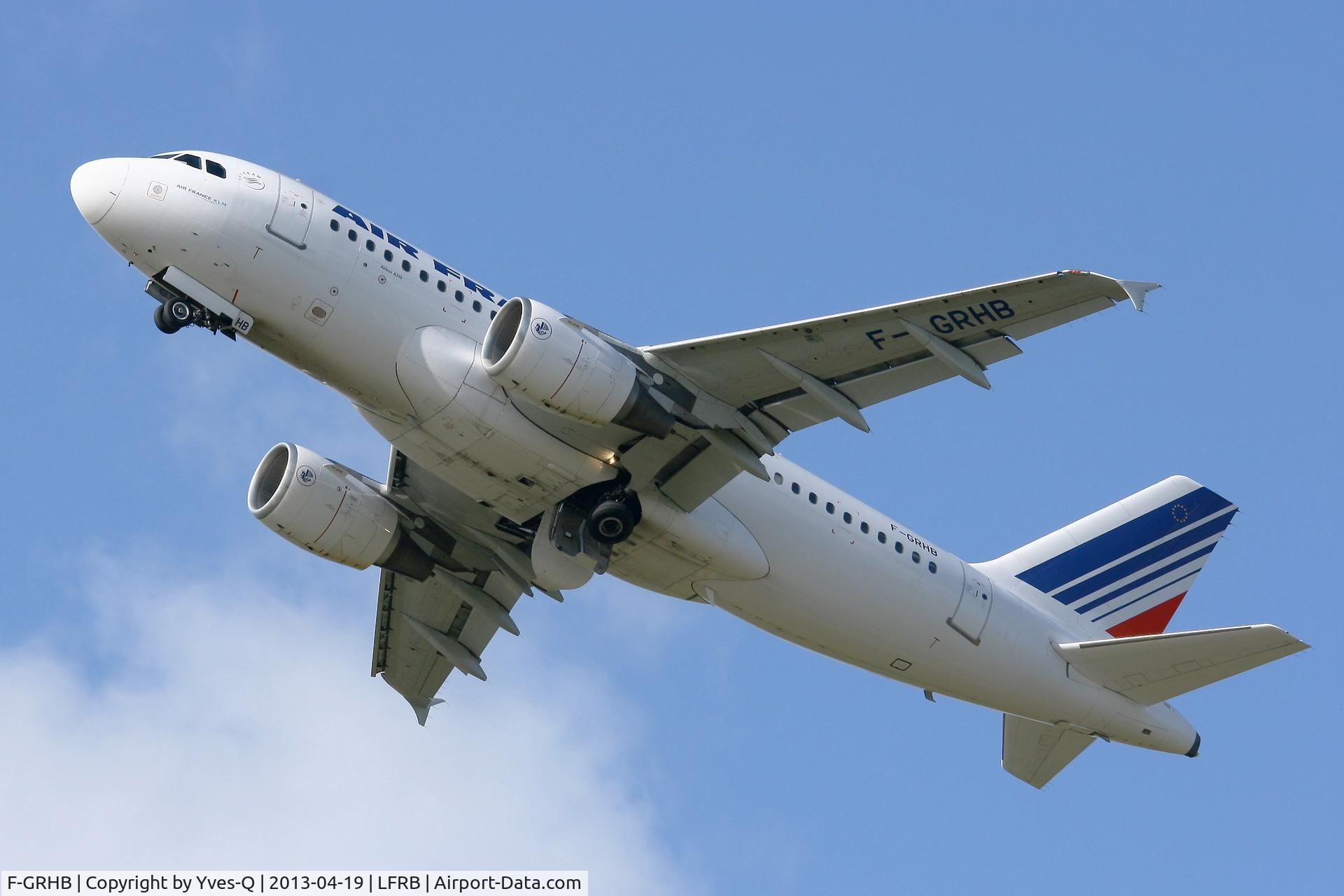 F-GRHB, 1999 Airbus A319-111 C/N 985, Airbus A319-111, Take off Rwy 25L, Brest-Bretagne Airport (LFRB-BES)