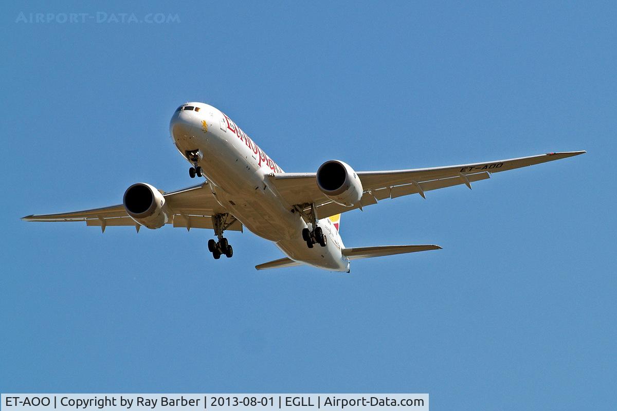 ET-AOO, 2012 Boeing 787-8 Dreamliner C/N 34743, Boeing 787-8 [34743] (Ethiopian Airlines) Home~G 01/08/2013. On approach 27R.