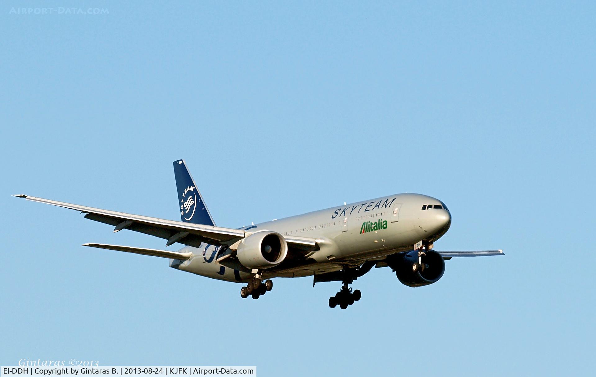 EI-DDH, 2004 Boeing 777-243/ER C/N 32784, Going To A Landing on 22L, JFK
