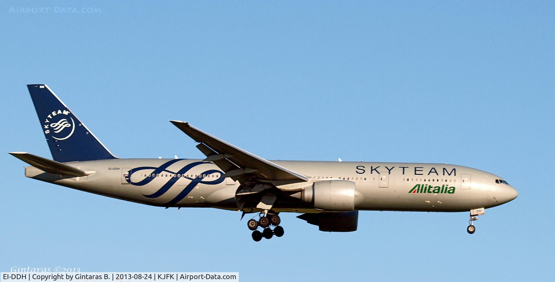 EI-DDH, 2004 Boeing 777-243/ER C/N 32784, Going To A Landing on 22L, JFK