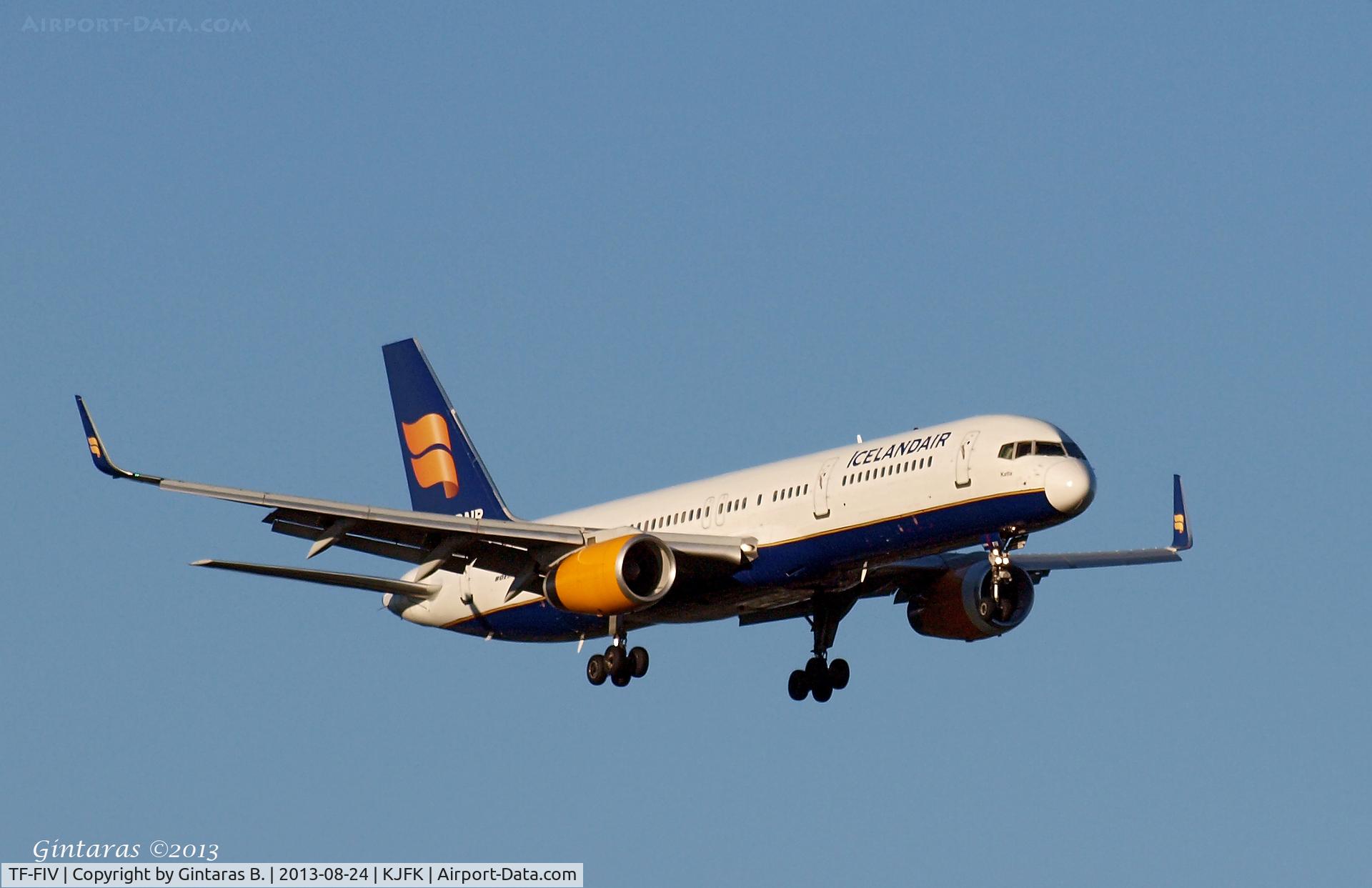 TF-FIV, 2001 Boeing 757-208 C/N 30424, Going To A Landing on 22L, JFK