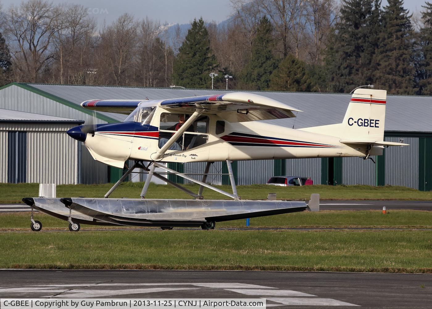 C-GBEE, 1999 Murphy REBEL C/N 107R, Waiting