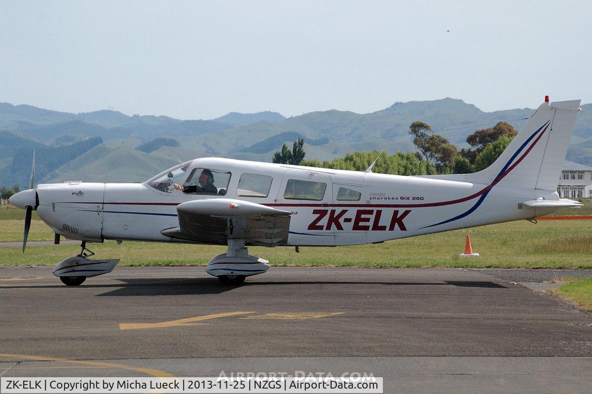 ZK-ELK, 1976 Piper PA-32-260 Cherokee Six Cherokee Six C/N 32-7600009, At Gisborne