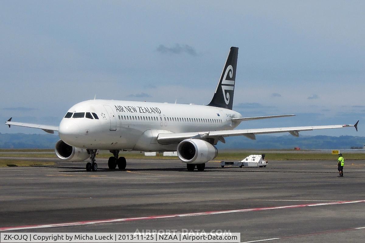 ZK-OJQ, 2011 Airbus A320-232 C/N 4584, At Auckland