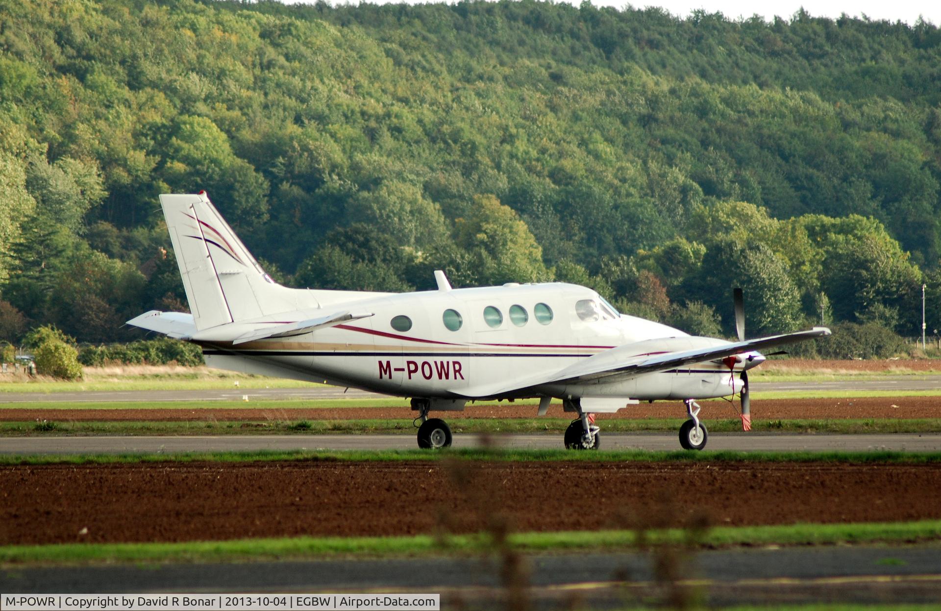 M-POWR, 1990 Beech C90A King Air King Air C/N Lj-1229, Photographed at Wellesbourne-Mountford