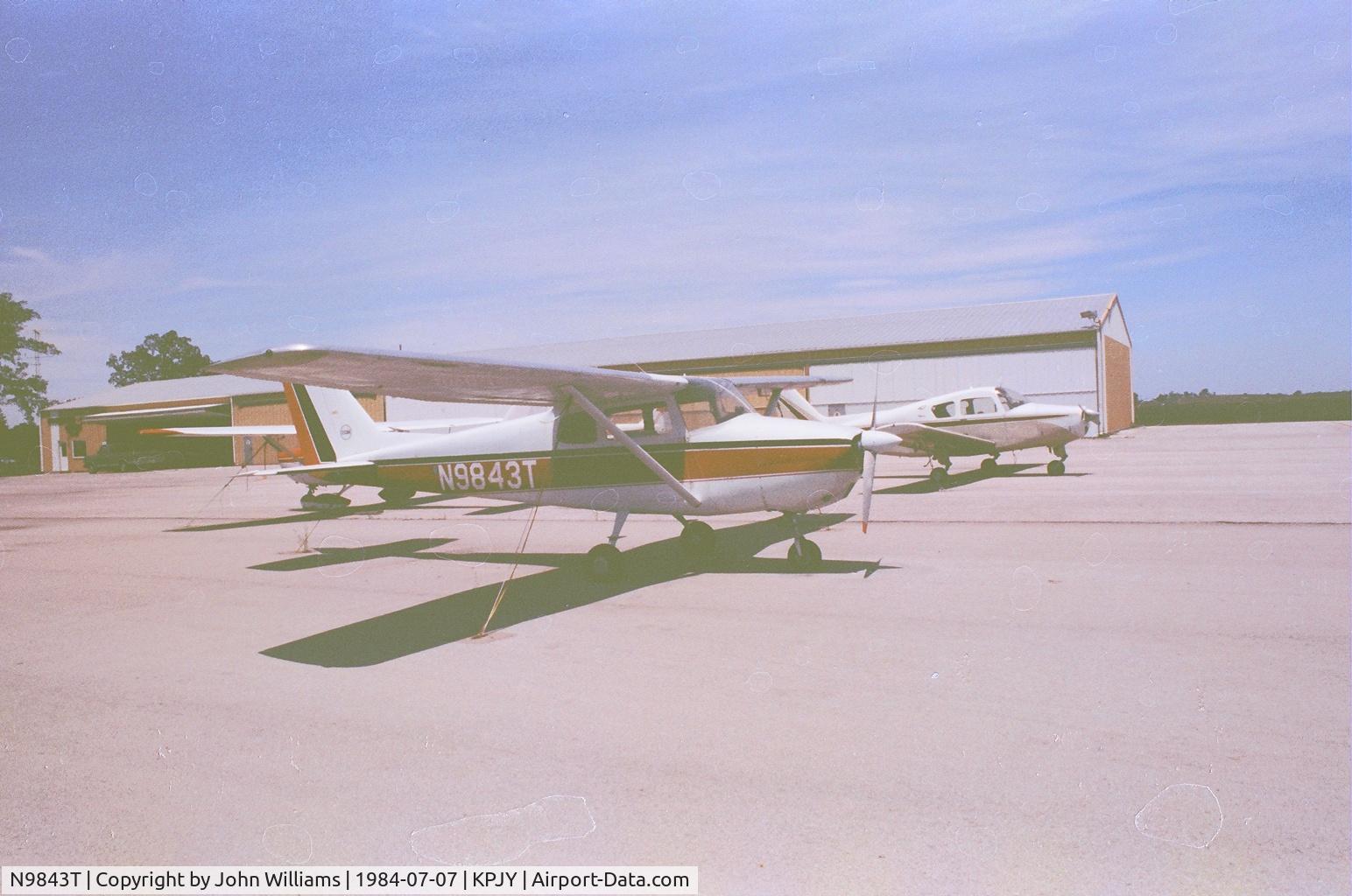 N9843T, 1960 Cessna 172A C/N 47643, Pinkneyville-Du Quoin airport, summer '83.