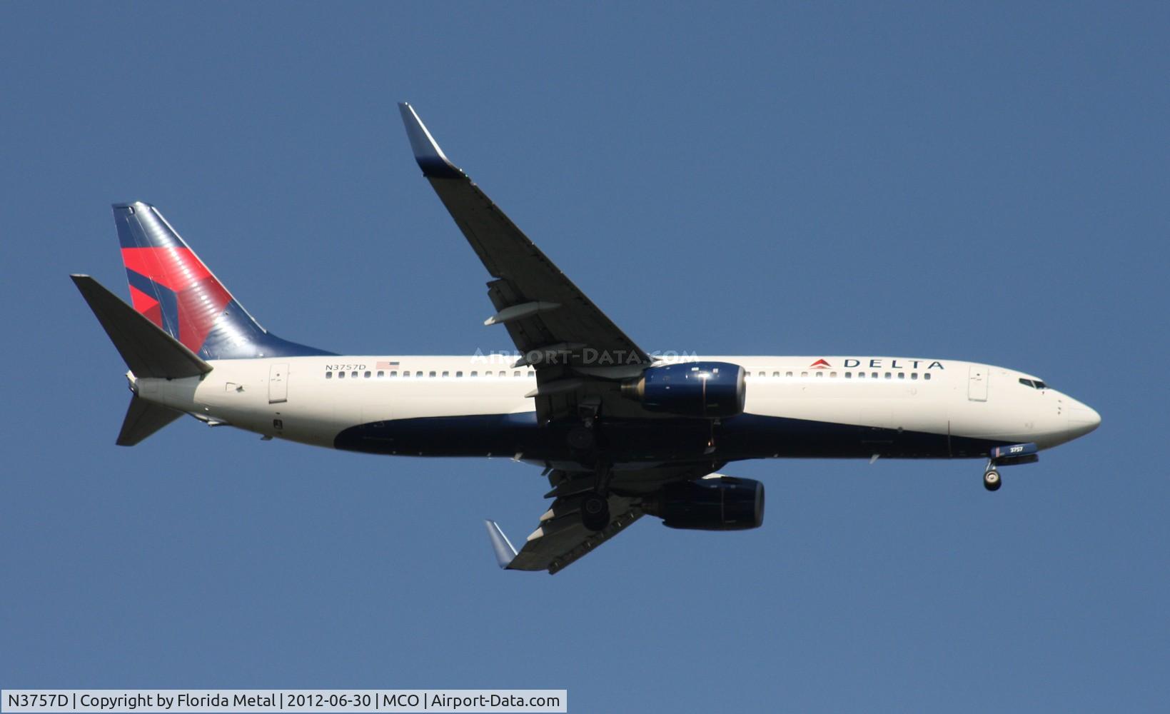 N3757D, 2001 Boeing 737-832 C/N 30813, Delta 737-800