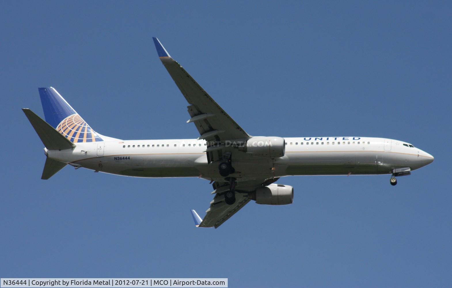 N36444, 2010 Boeing 737-924/ER C/N 31643, United 737-900