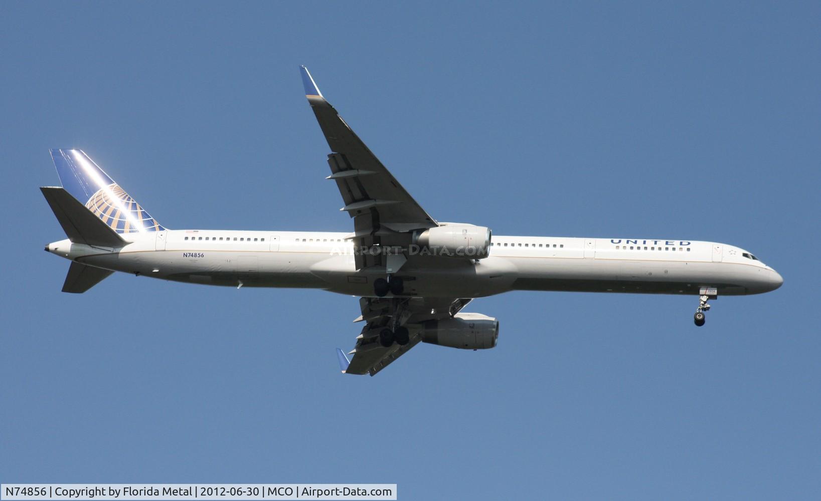 N74856, 2004 Boeing 757-324 C/N 32815, United 757-300
