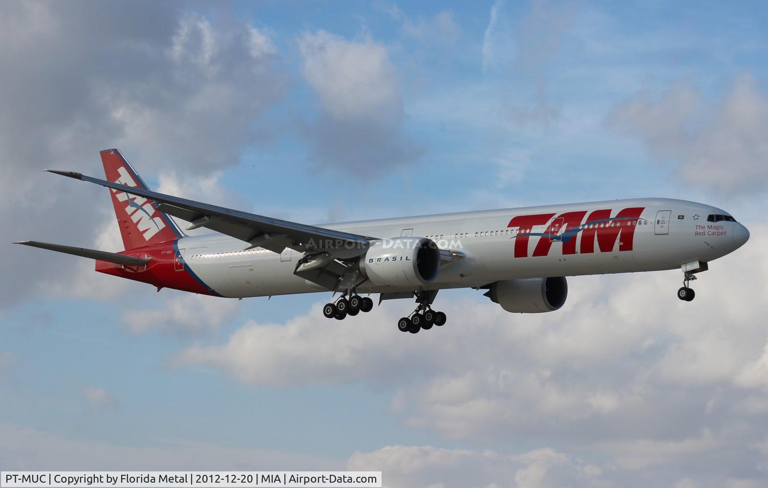 PT-MUC, 2008 Boeing 777-32W/ER C/N 37666, TAM 777-300