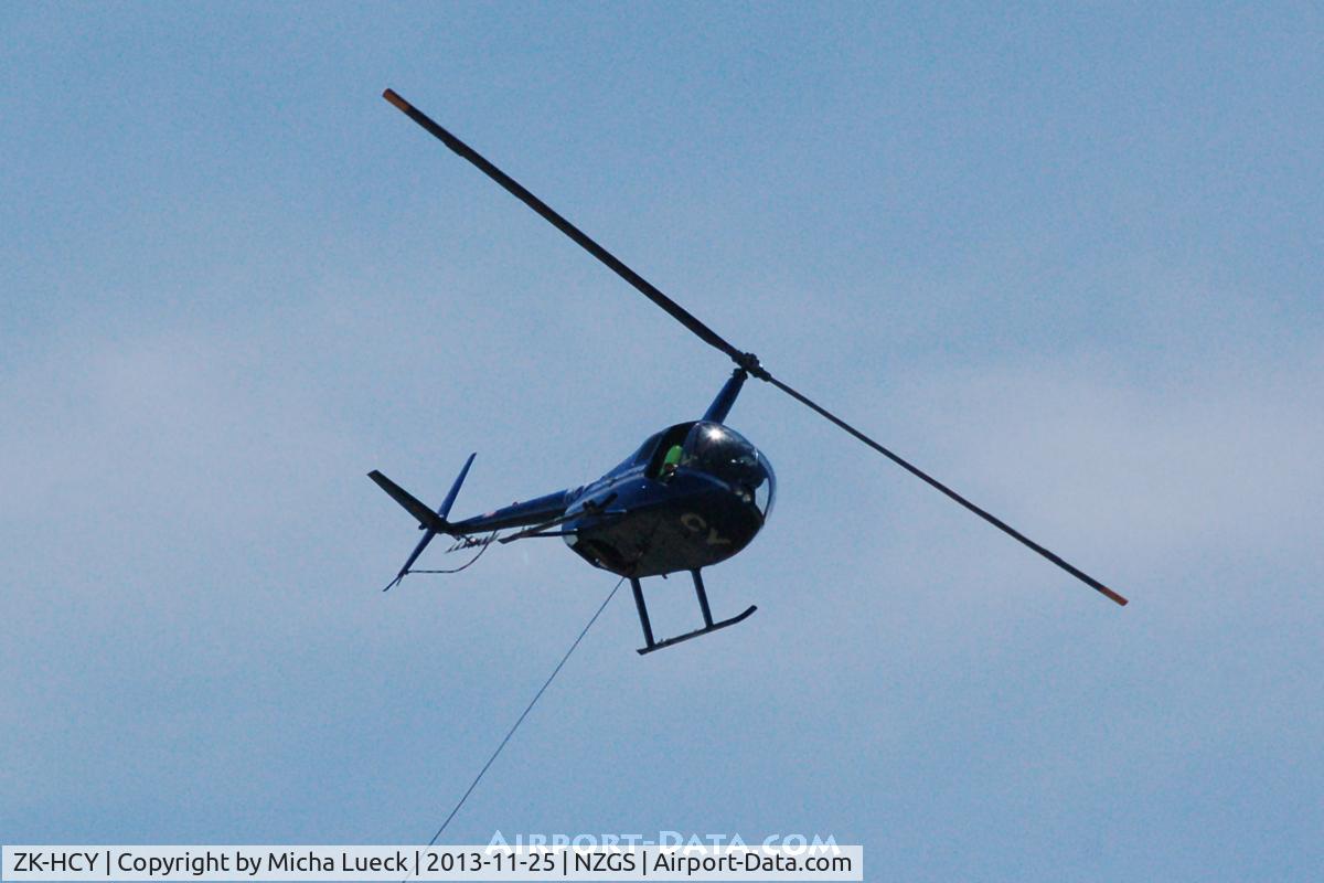ZK-HCY, Robinson R44 II C/N 10758, At Gisborne