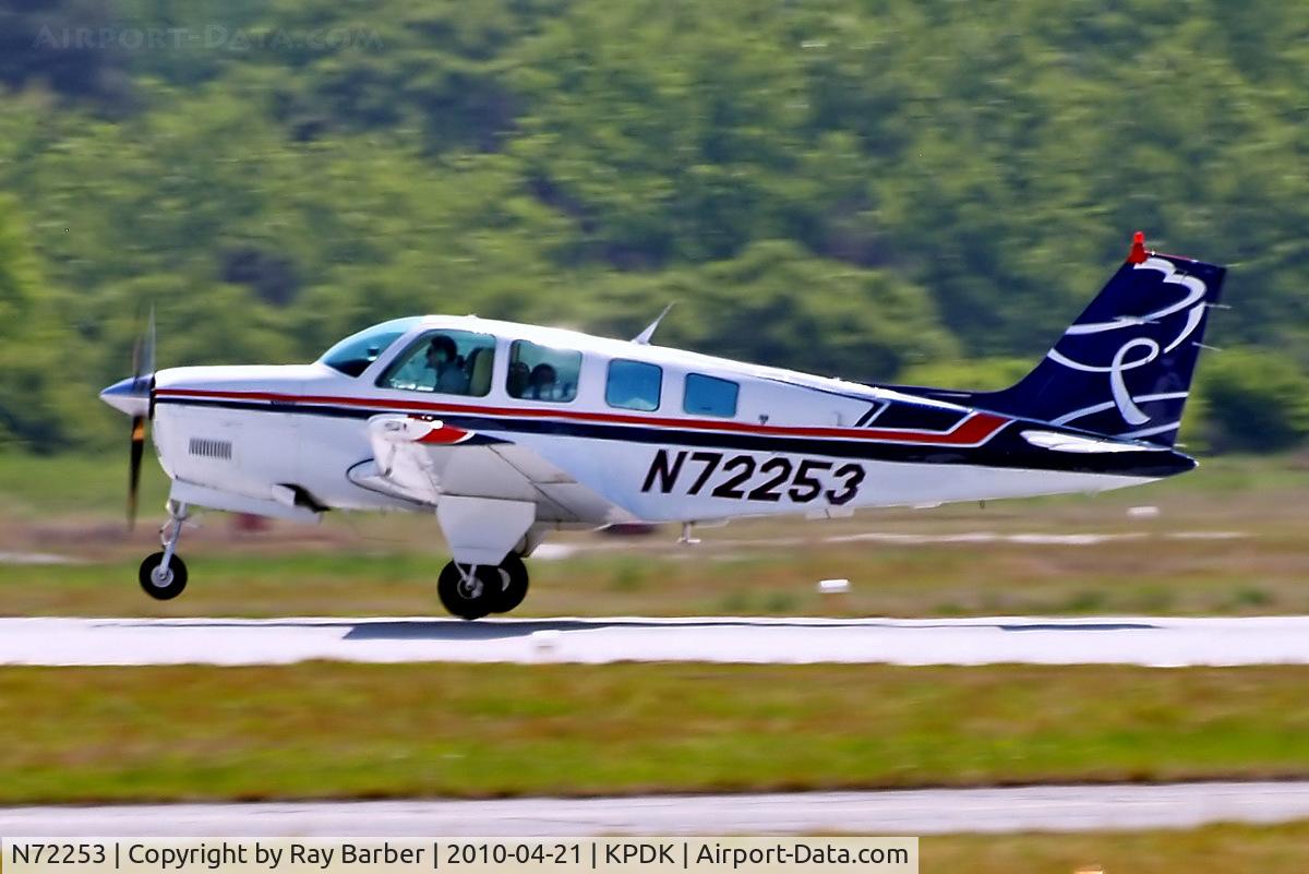 N72253, 1985 Beech A36 Bonanza 36 C/N E-2227, Beech A36 Bonanza 36 [E-2227] Atlanta-Dekalb Peachtree~N 21/04/2010