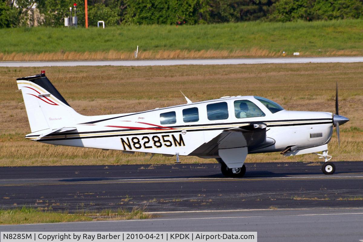 N8285M, 1993 Beech A36 Bonanza 36 C/N E-2815, Beech A36 Bonanza 36 [E-2815] Atlanta-Dekalb Peachtree~N 21/04/2010