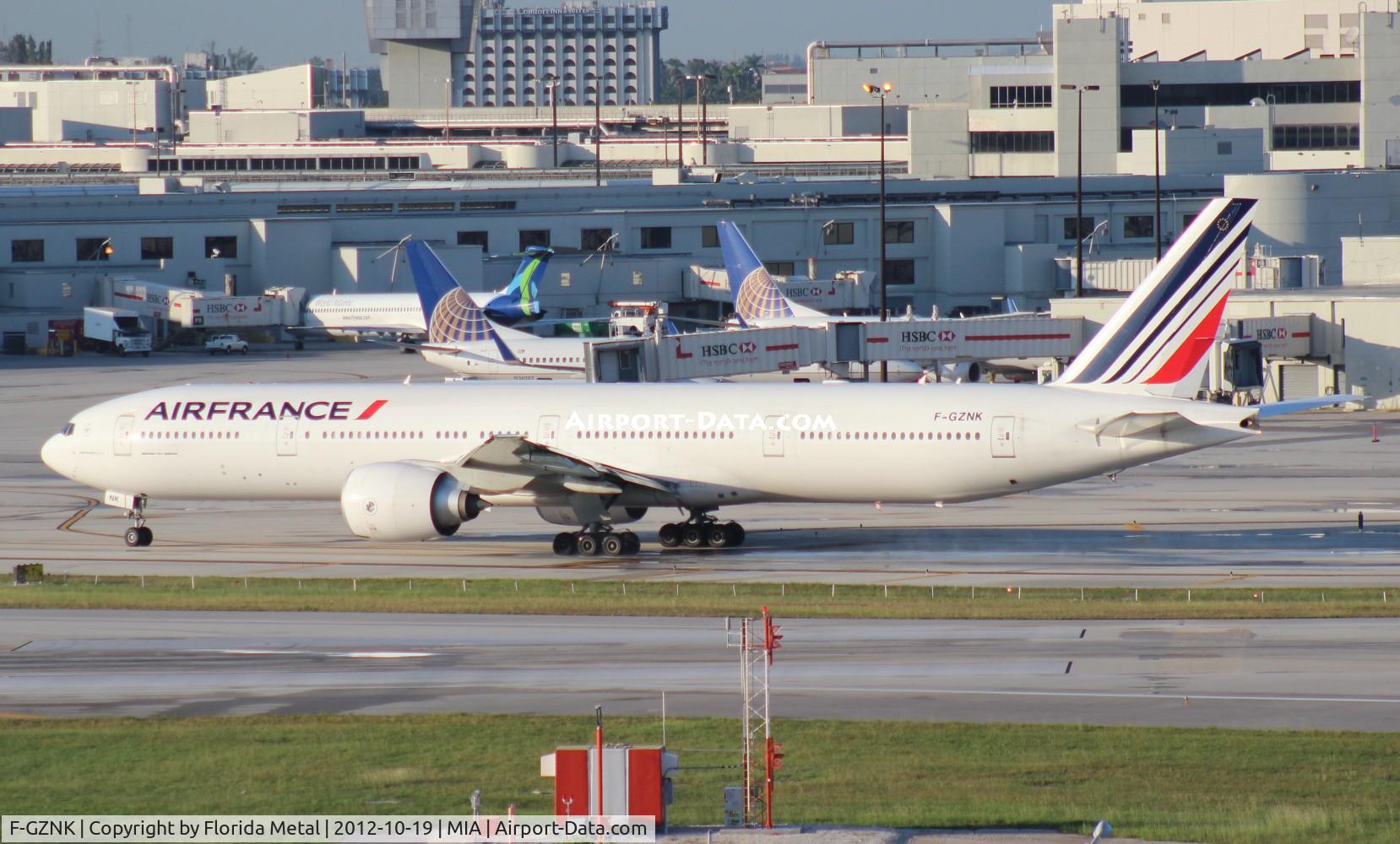 F-GZNK, 2011 Boeing 777-328/ER C/N 39971, Air France 777-300