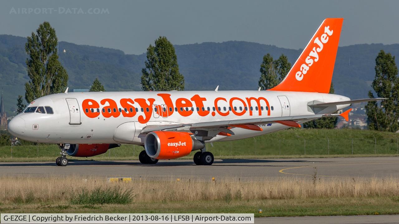 G-EZGE, 2011 Airbus A319-111 C/N 4624, taxying to the active