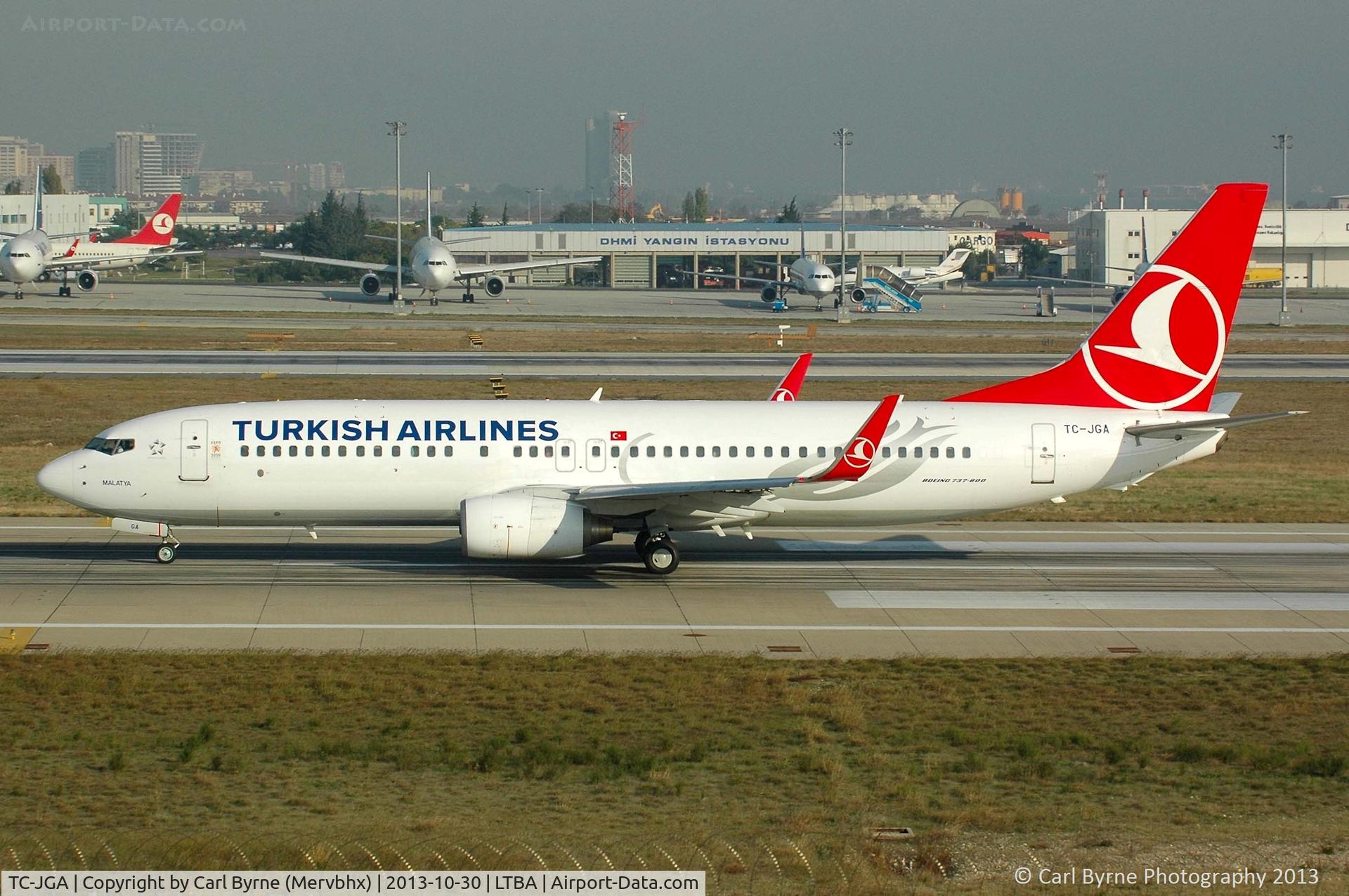 TC-JGA, 2000 Boeing 737-8F2 C/N 29785, Taken from the Fly Inn Shopping Mall.