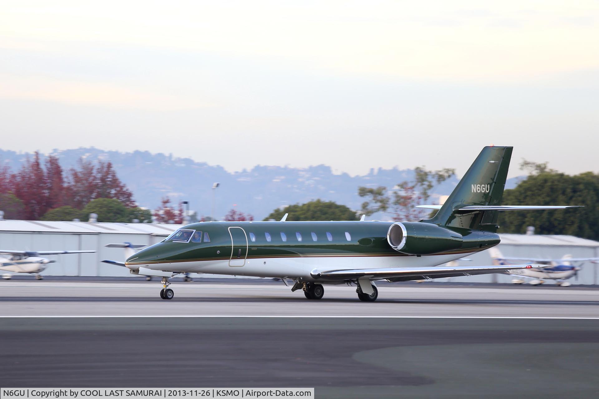 N6GU, 2009 Cessna 680 Citation Sovereign C/N 680-0268, N6GU, Citation Sovereign, departing from SMO Rwy21