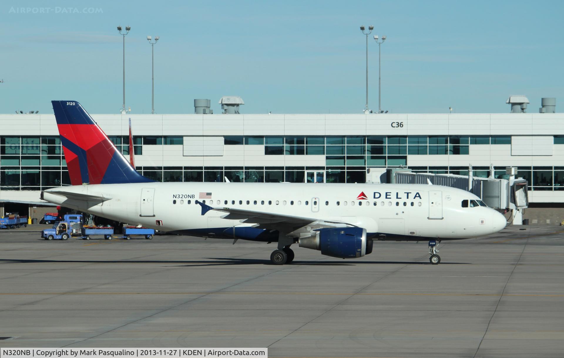 N320NB, 2000 Airbus A319-114 C/N 1392, Airbus A319