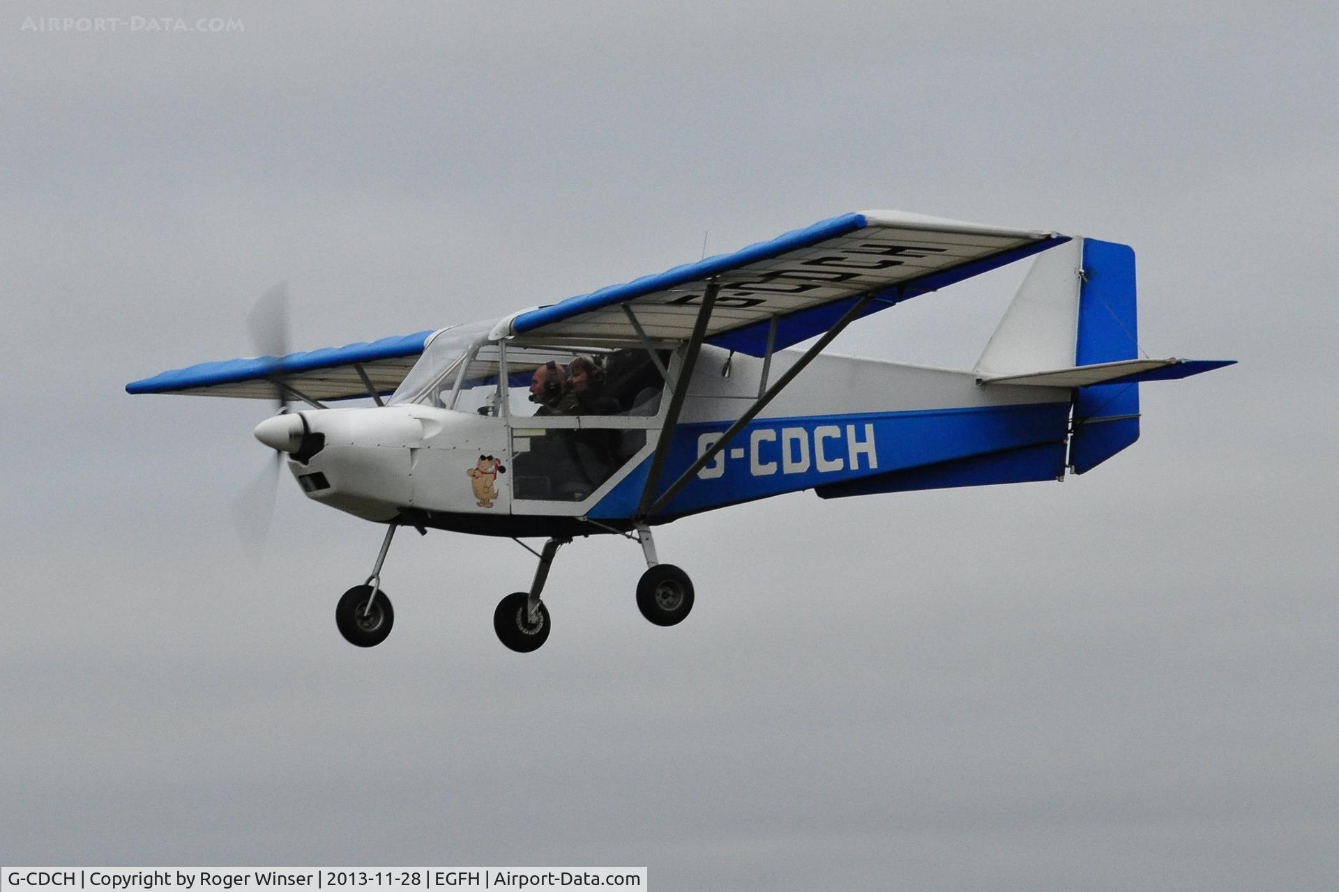 G-CDCH, 2004 Best Off Skyranger 912(2) C/N BMAA/HB/384, Skyranger on finals Runway 28 to land.