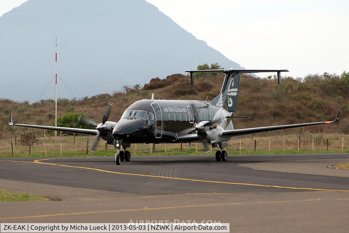 ZK-EAK, 2001 Raytheon 1900D C/N UE-434, At Whakatane