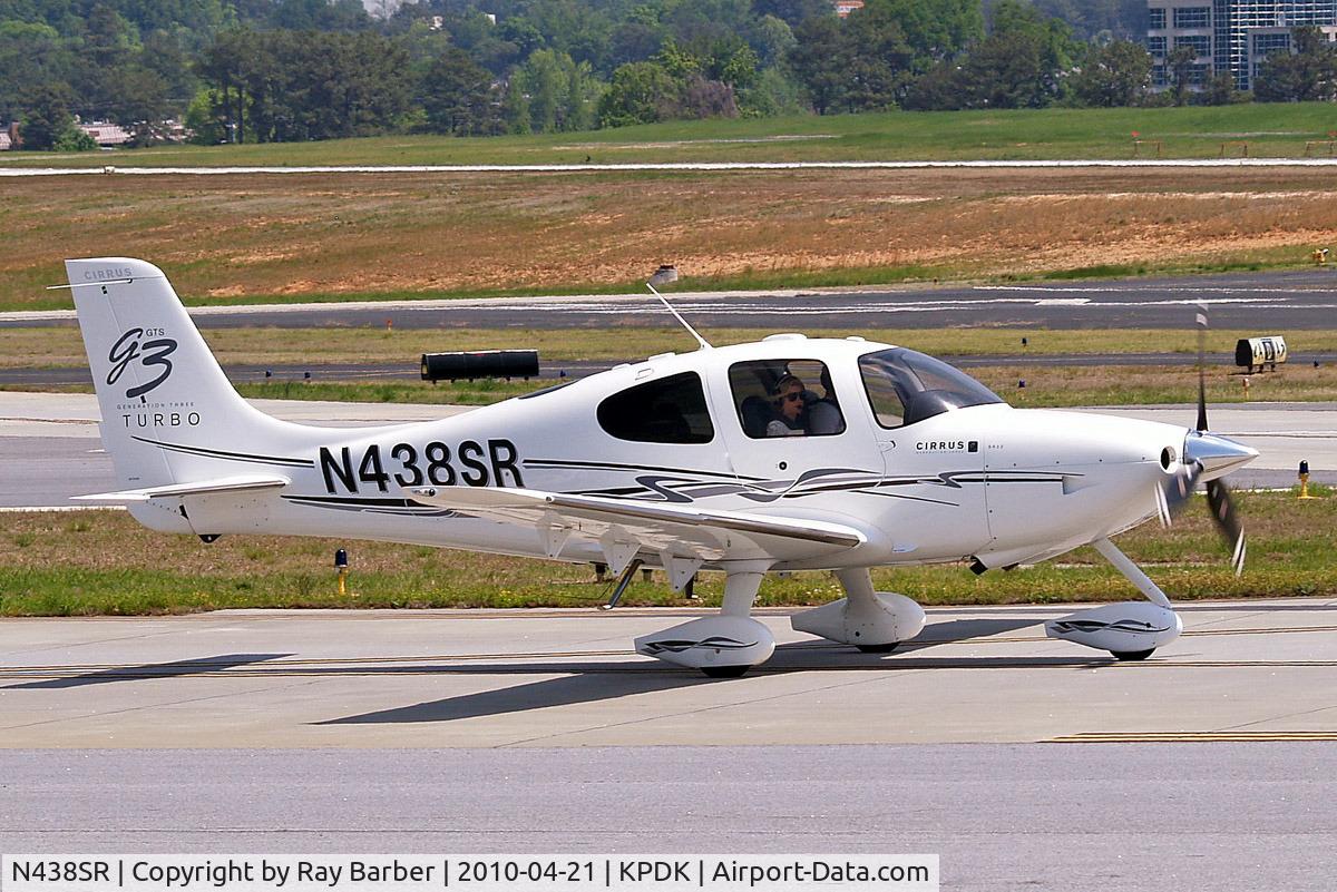N438SR, 2007 Cirrus SR22 G3 GTS Turbo C/N 2567, Cirrus Design SR-22 G3 GTS Turbo [2567] Atlanta-Dekalb Peachtree~N 21/04/2010