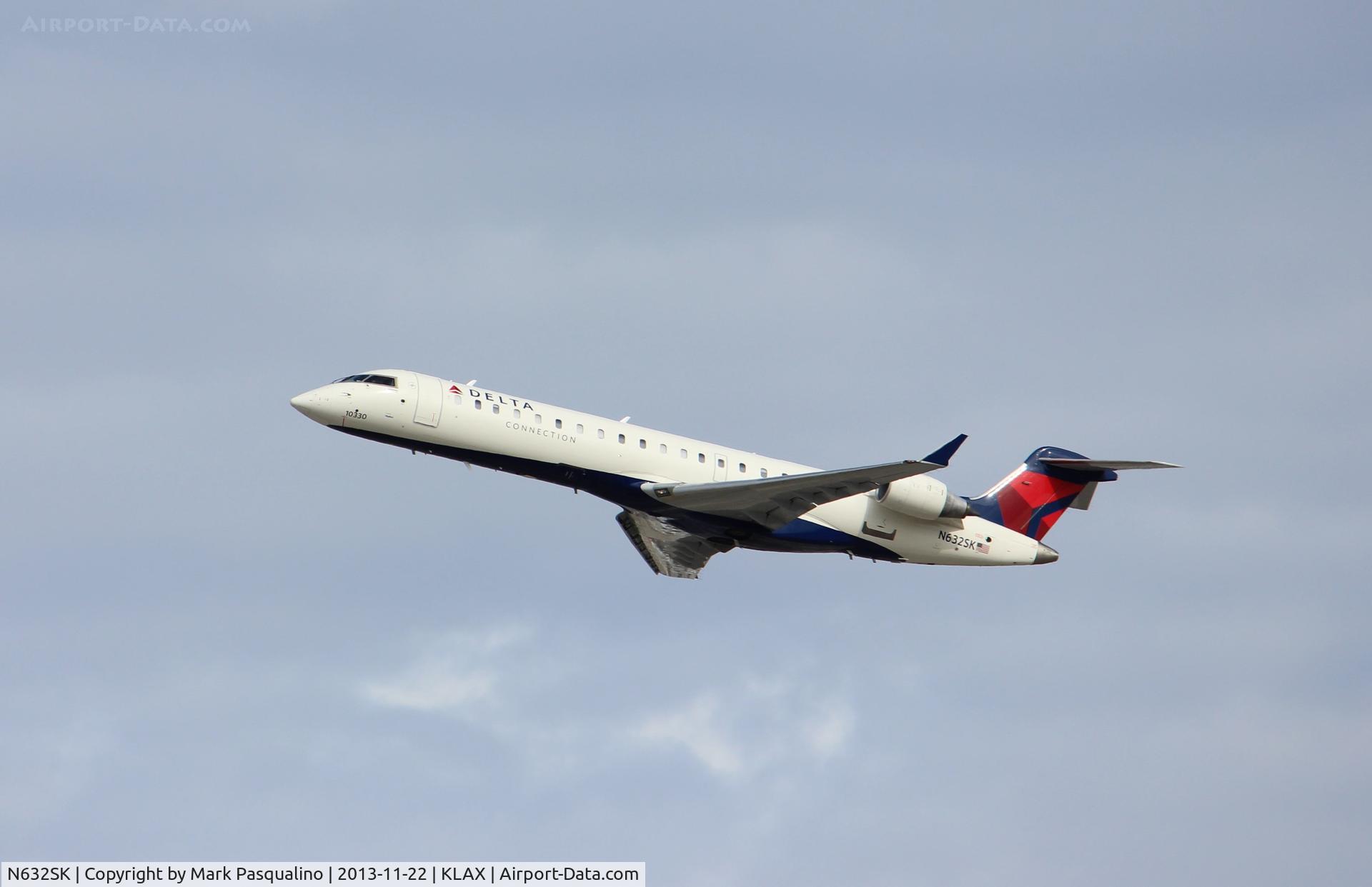 N632SK, Bombardier CRJ-702 (CL-600-2C10) Regional Jet C/N 10330, CL-600-2C10