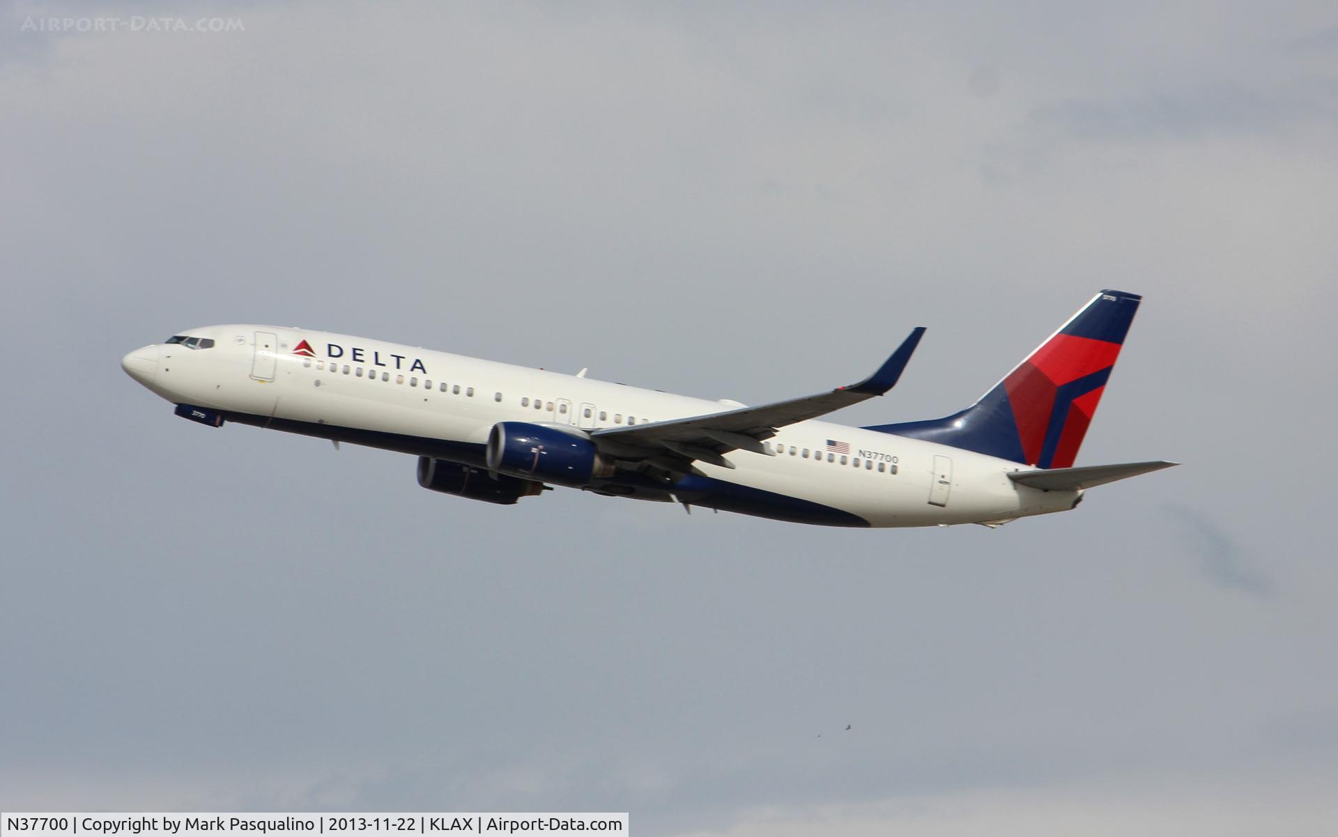 N37700, 2002 Boeing 737-832 C/N 29631, Boeing 737-800