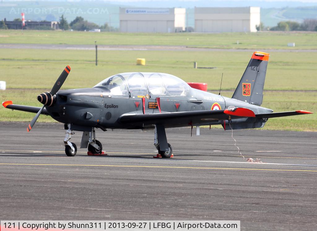 121, Socata TB-30 Epsilon C/N 121, Displayed during LFBG Spotter Day 2013