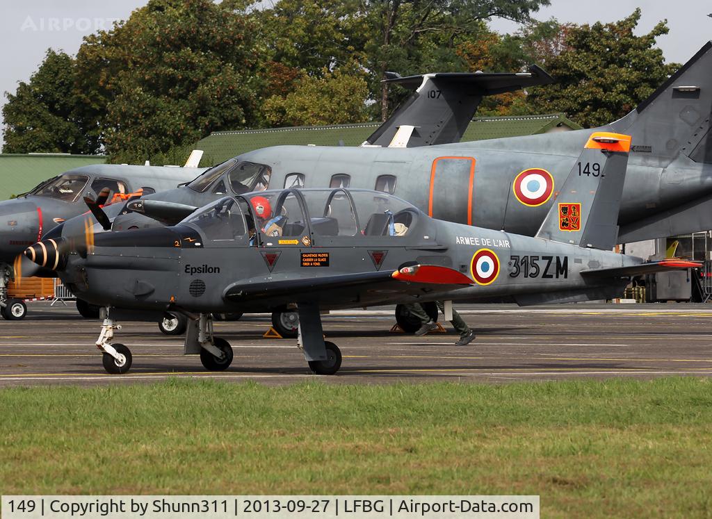 149, Socata TB-30 Epsilon C/N 149, Arriving from flight for display during LFBG Spotter Day 2013