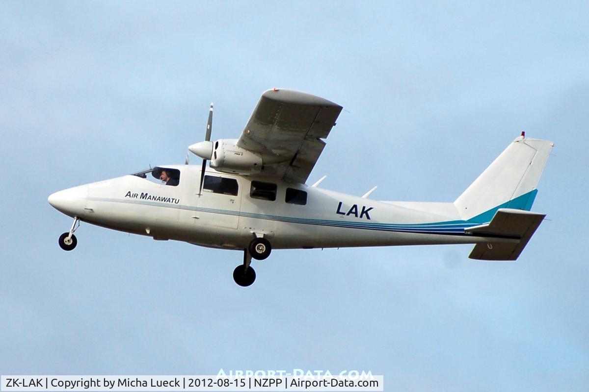 ZK-LAK, Partenavia P-68C C/N 327, At Paraparaumu