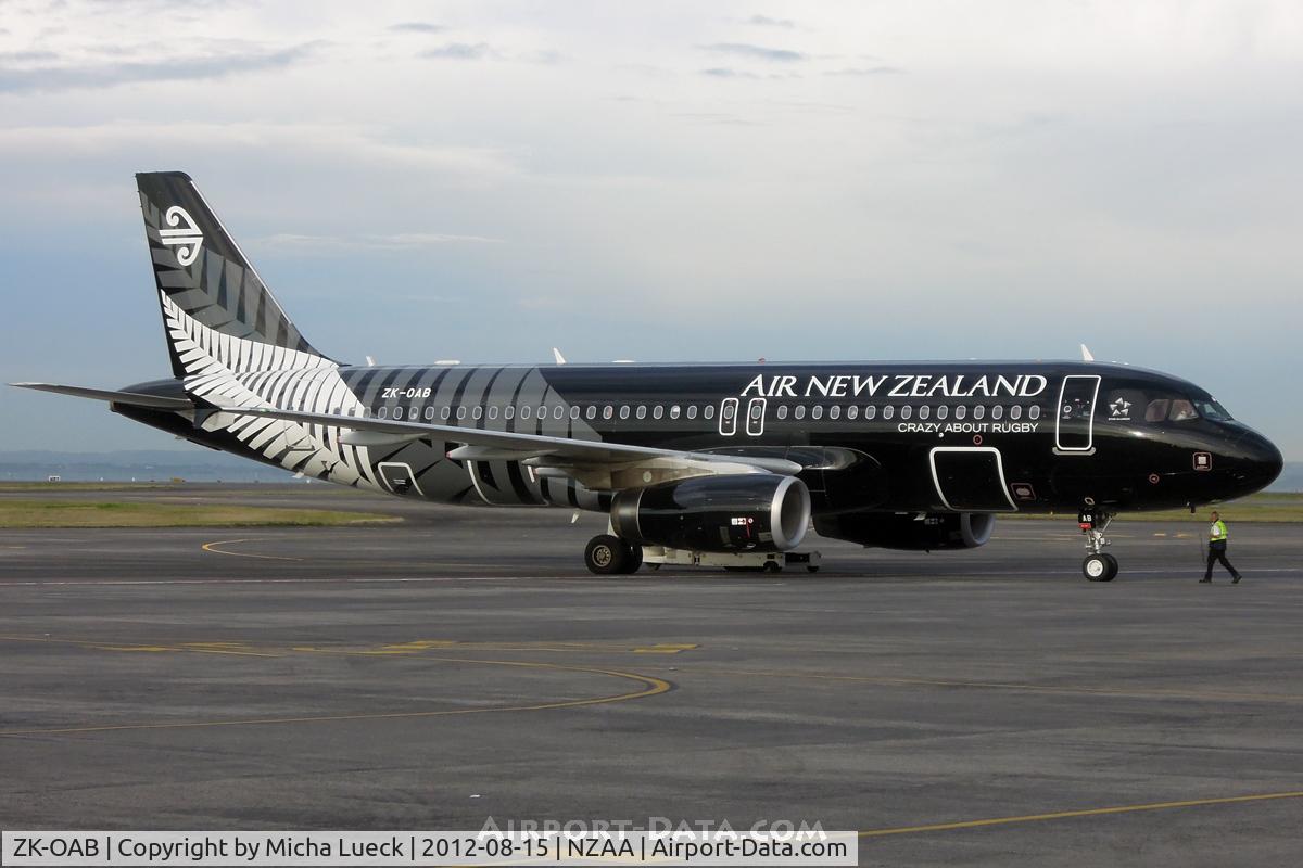 ZK-OAB, 2010 Airbus A320-232 C/N 4553, Crazy About Rugby
