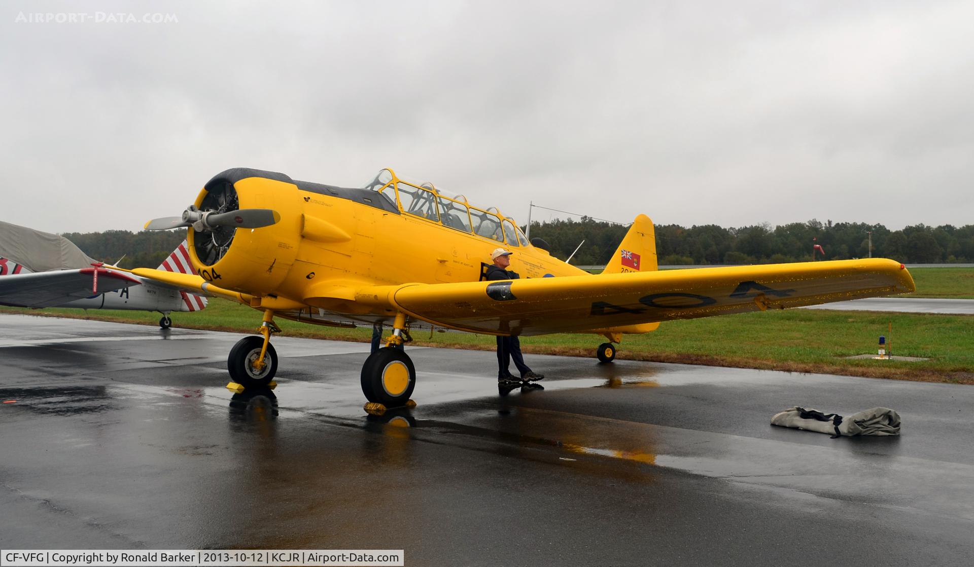 CF-VFG, 1952 Canadian Car & Foundry T-6 Harvard Mk.4 C/N CCF4-195, Culpeper Air Fest 2013
