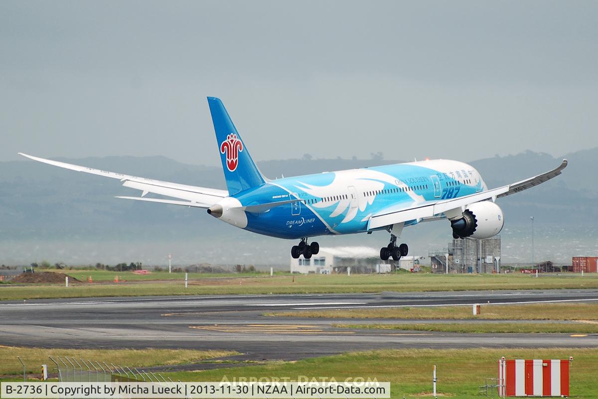 B-2736, 2013 Boeing 787-8 Dreamliner C/N 34929, Love that wing flex!