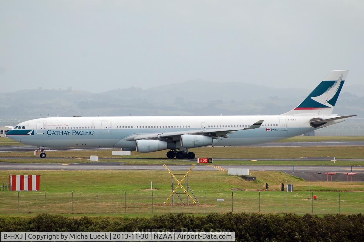 B-HXJ, Airbus A340-313 C/N 227, At Auckland