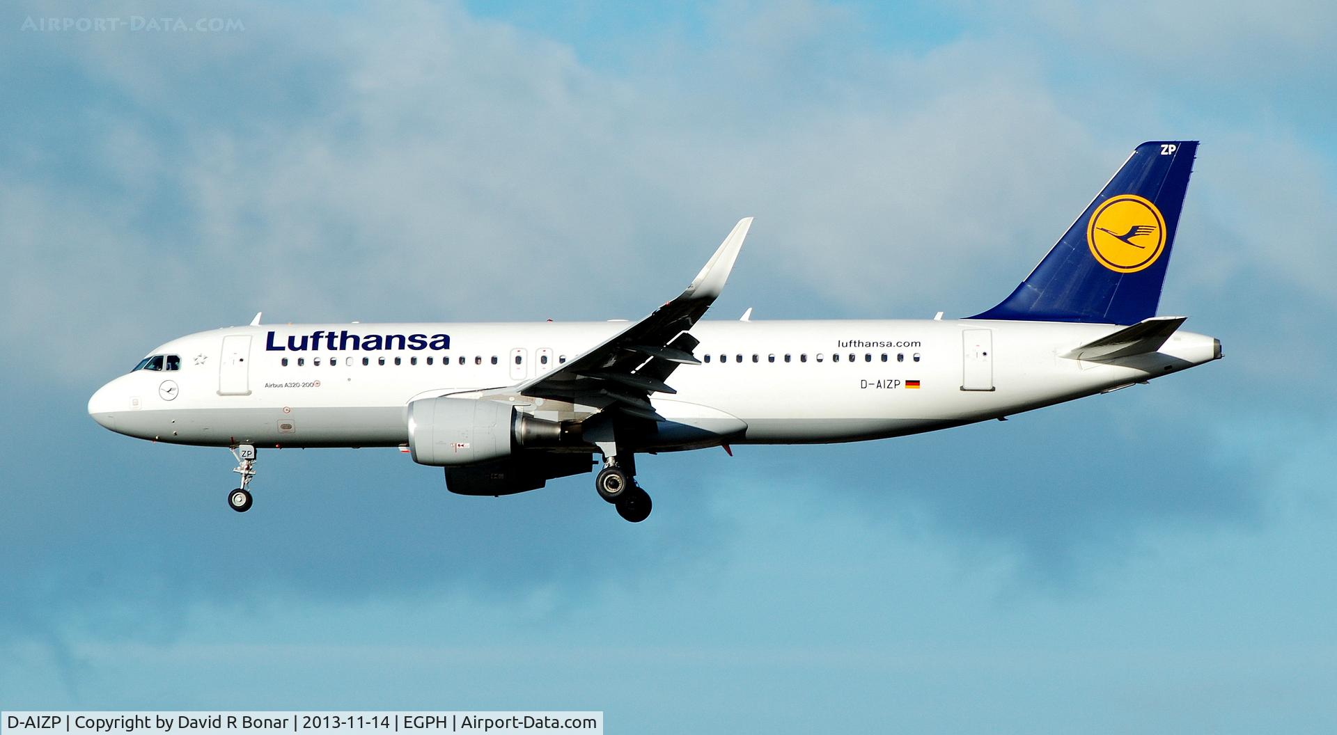 D-AIZP, 2013 Airbus A320-214 C/N 5487, Arriving from Frankfurt, sporting 'Sharklets'.