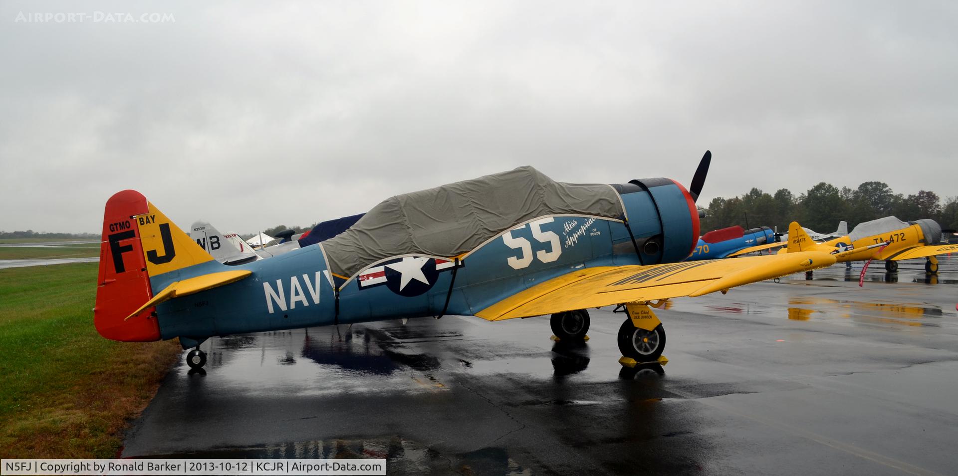 N5FJ, North American AT-6 C/N 88-14705, Culpeper Air Fest 2013