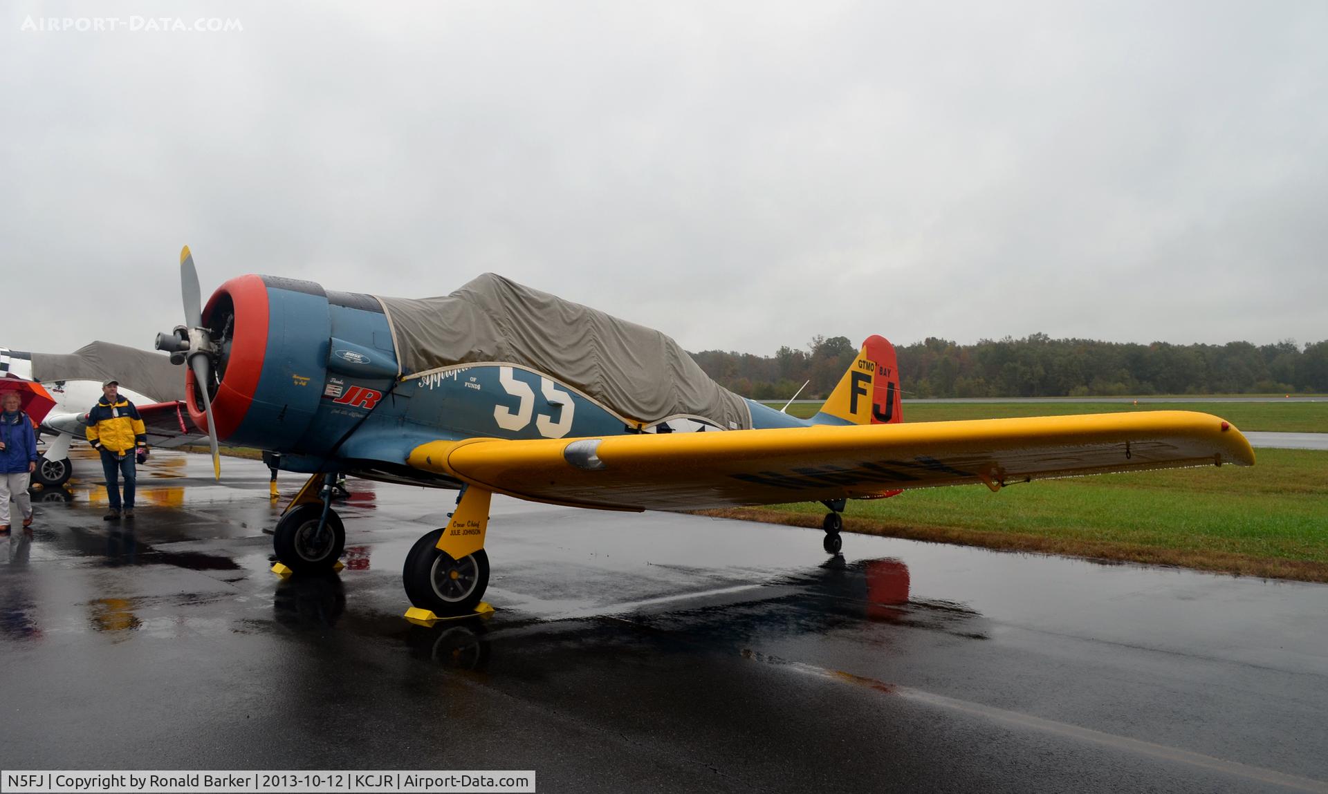N5FJ, North American AT-6 C/N 88-14705, Culpeper Air Fest 2013
